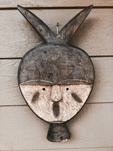 Load image into Gallery viewer, african masks round wood face