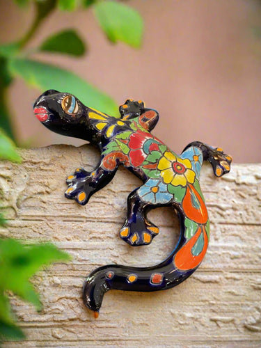 Hand Painted Talavera Pottery Gecko-Dark Blue