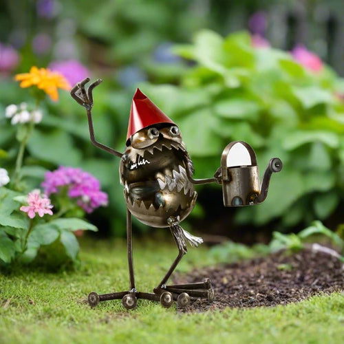 Sugarpost Medium GBG Gnome with Can