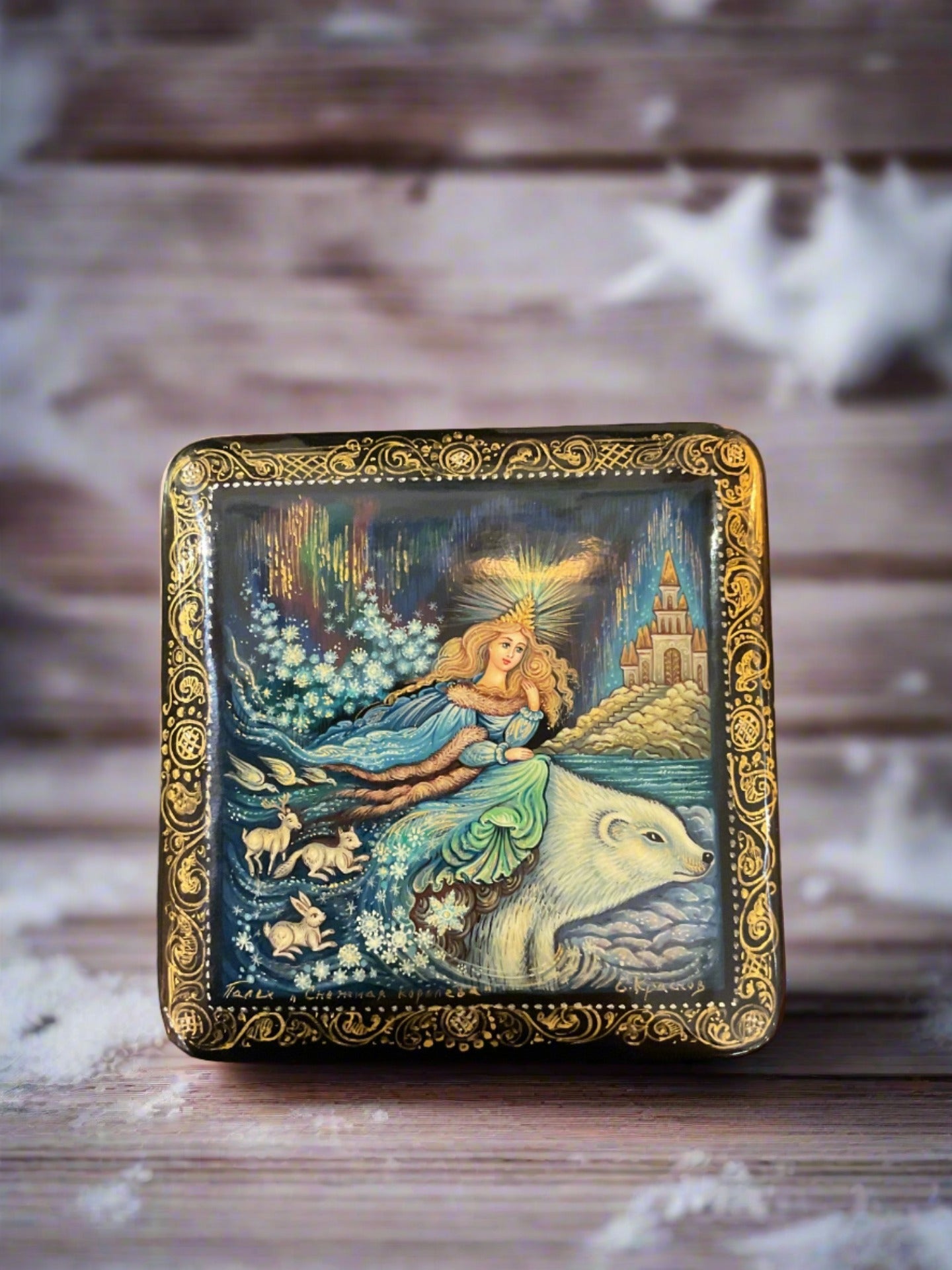 Russian Lacquer Boxes and Miniature Painting - Maison Russe