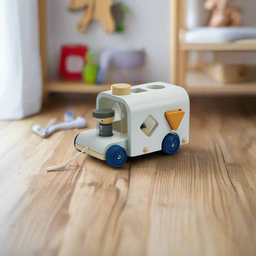 Plan Toys Sorting Bus-Orchard