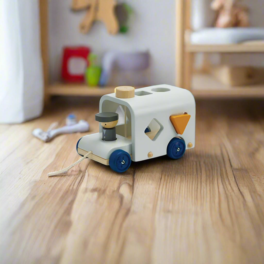 Plan Toys Sorting Bus-Orchard