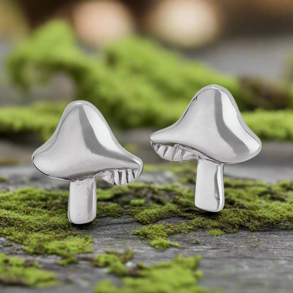 Tiger Mountain Jewelry Toadstool Sterling Silver Stud Earrings-E4461