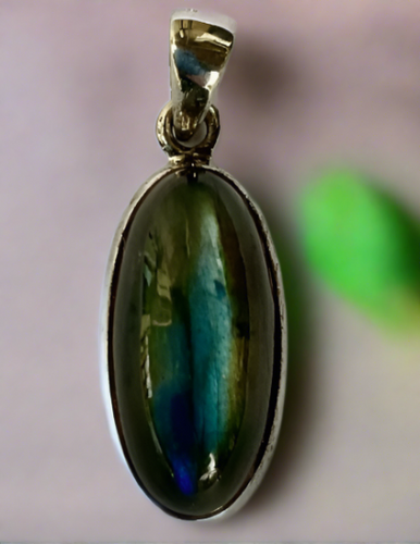 Oblong Labradorite Pendant Set in Sterling Silver