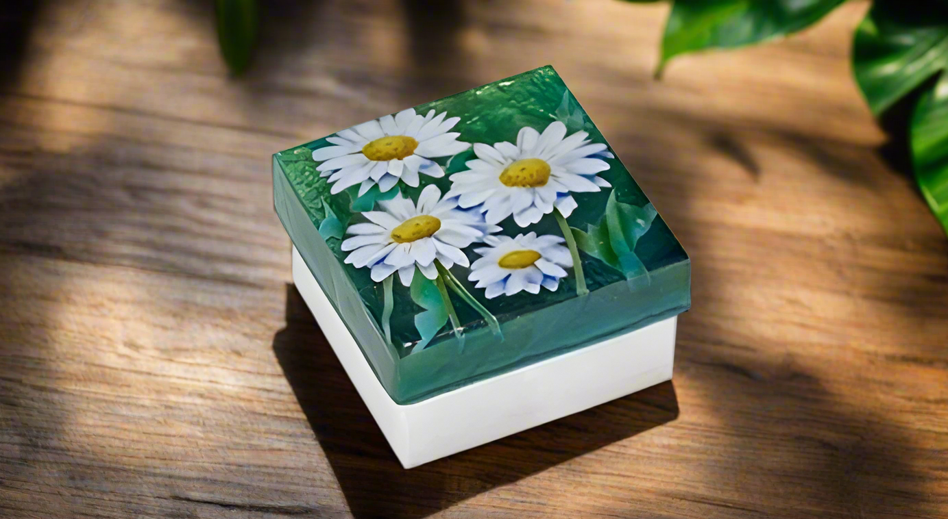 Kubla Crafts Capiz Shell Painted Trinket Box- Daisy