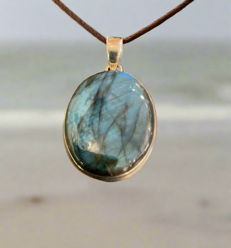 Hand Crafted Labradorite Pendant Set In Sterling Silver