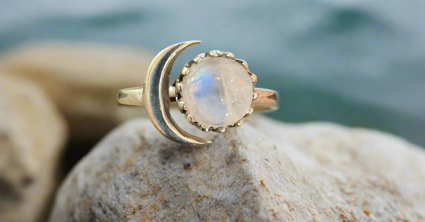 Handcrafted Moonstone Ring Set In Sterling Silver- Size 8