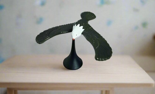 Toysmith Balancing Eagle