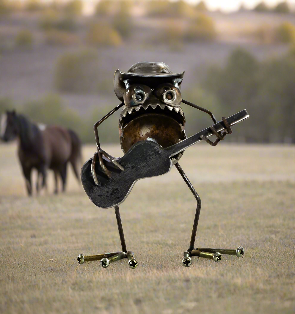Sugarpost Small GBG Cowboy with Guitar