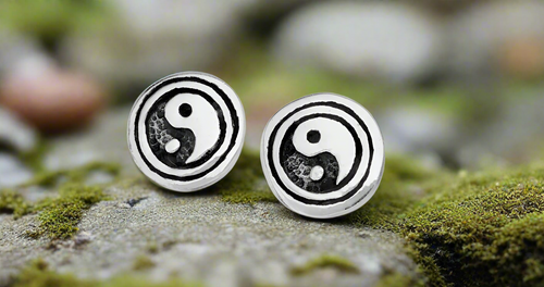 Tiger Mountain Jewelry Yin Yang Sterling Silver Stud Earrings- E5112