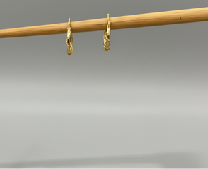 Vintage 18K Yellow Gold Hoops