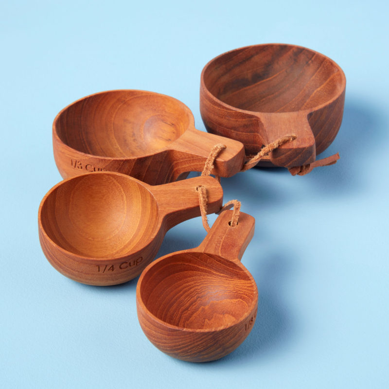 be home teak measuring cups with handles