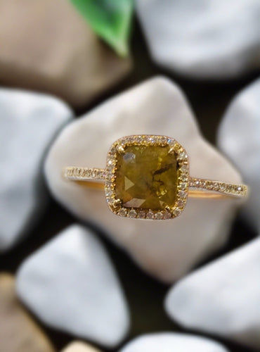 liven co. 14k yellow gold rustic  diamond ring