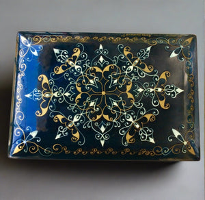 russian lacquer box- gold design