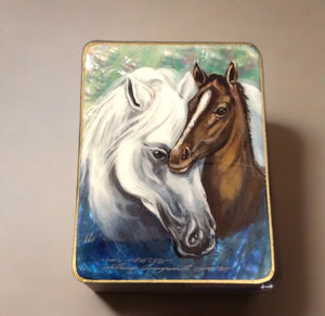 russian lacquer box- horses