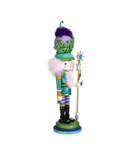 Load image into Gallery viewer, kurt s. adler 17.5" hollywood nutcrackers™ peacock hat nutcracker
